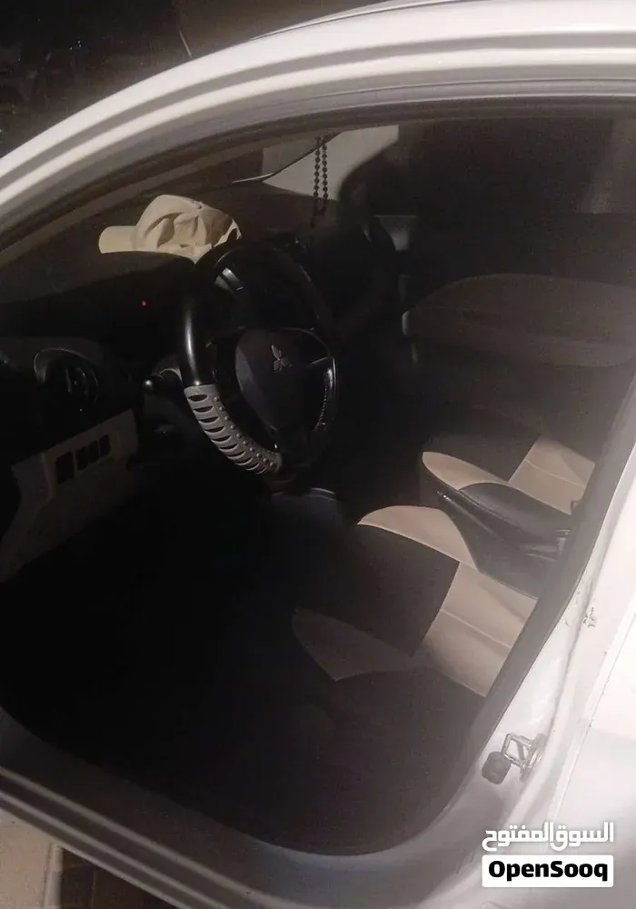 Mitsubishi Mirage 2014 photo 5