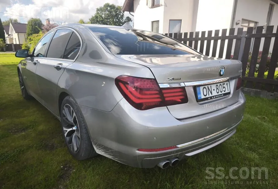 BMW 730D 2013 photo 4