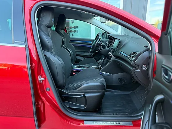 Renault Megane 2018 photo 5