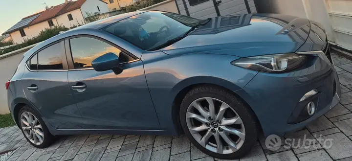 Mazda Mazda3 2016 photo 3
