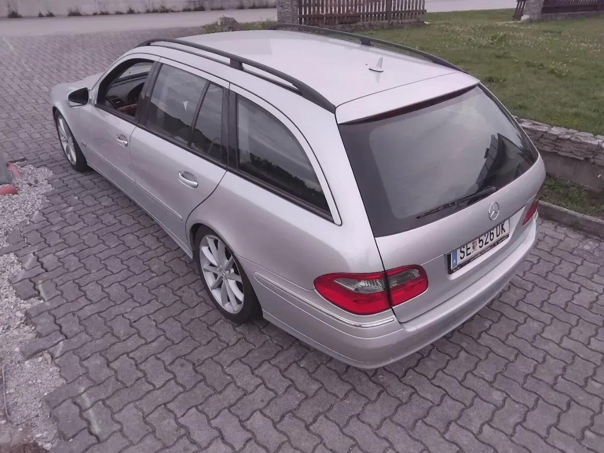 Mercedes-Benz E-Class 2007 photo 3