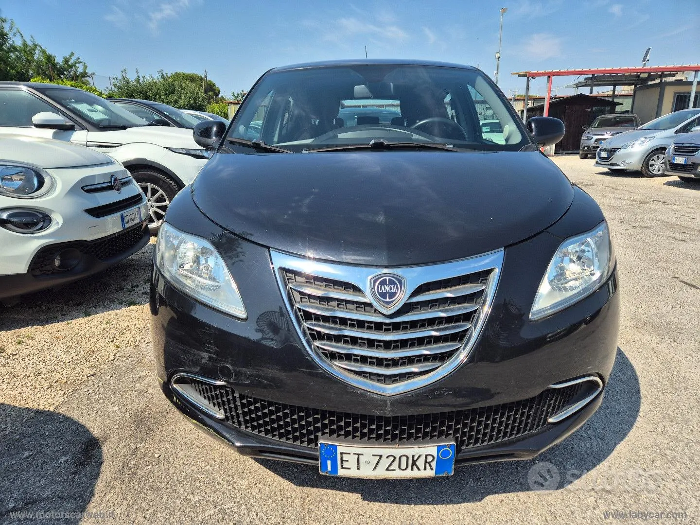 Lancia Ypsilon 2013 photo 2