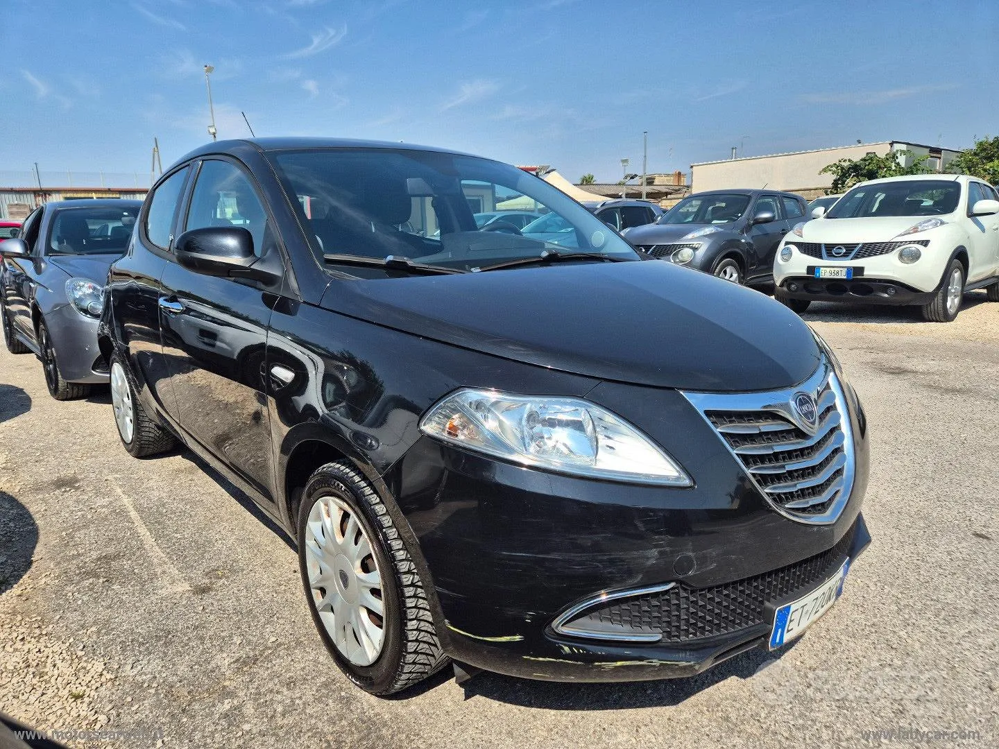 Lancia Ypsilon