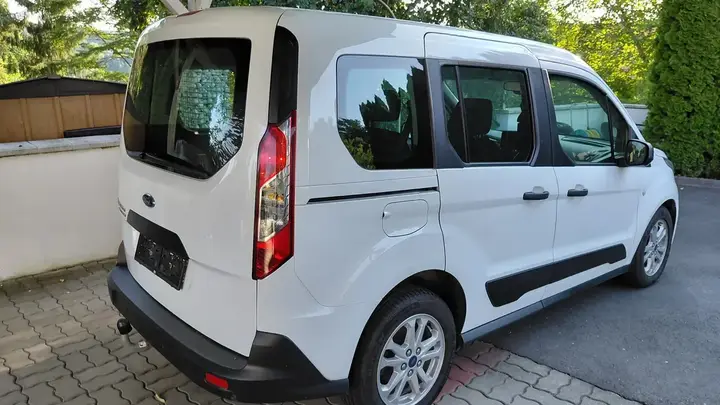 Ford Tourneo Connect 2022 photo 3