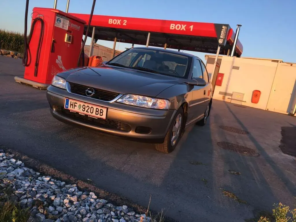 Opel Vectra 1999 photo 3