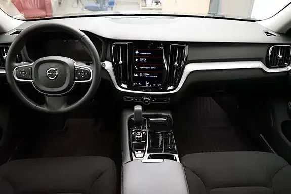 Volvo V60 2022 photo 5