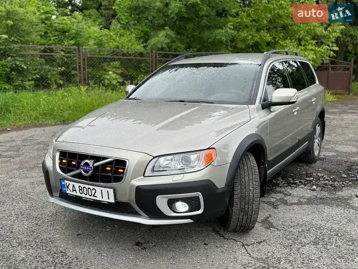 Volvo Xc70 2012 photo 2