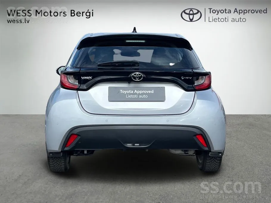 Toyota Yaris 2025 photo 4