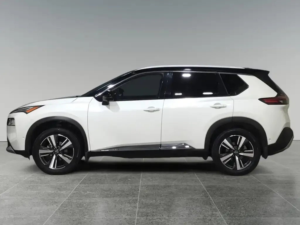 Nissan Rogue 2023 photo 2