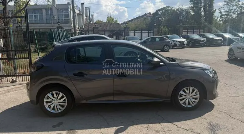 Peugeot 208 2021 photo 4