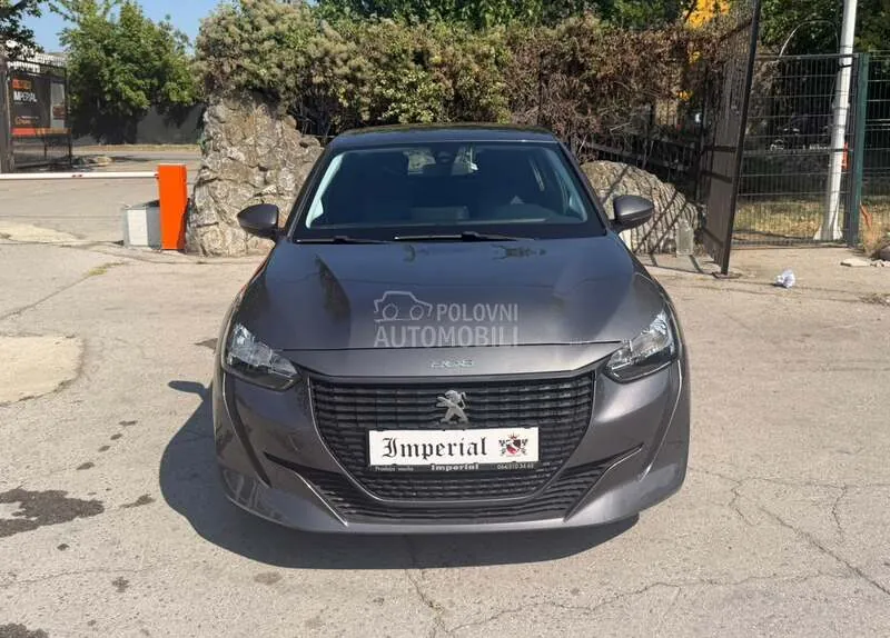 Peugeot 208 2021 photo 2