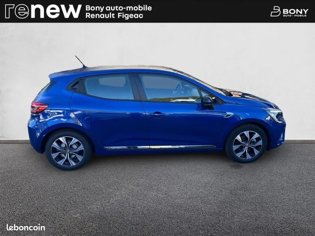 Renault Clio 2022 photo 3