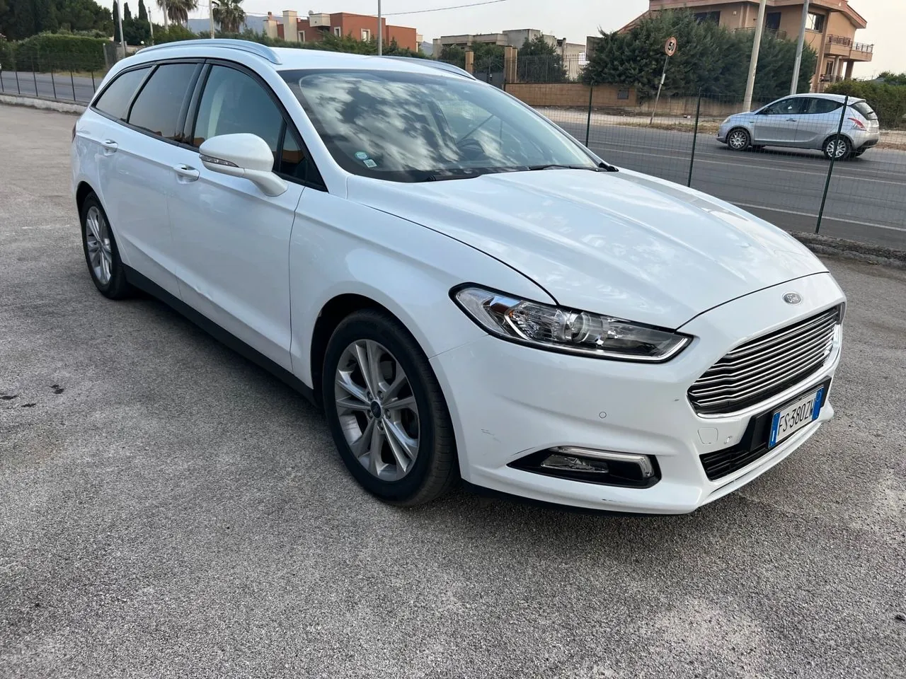 Ford Mondeo 2018 photo 2