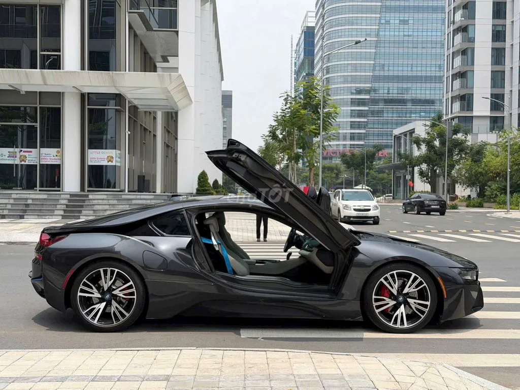 BMW I8 2016 photo 3