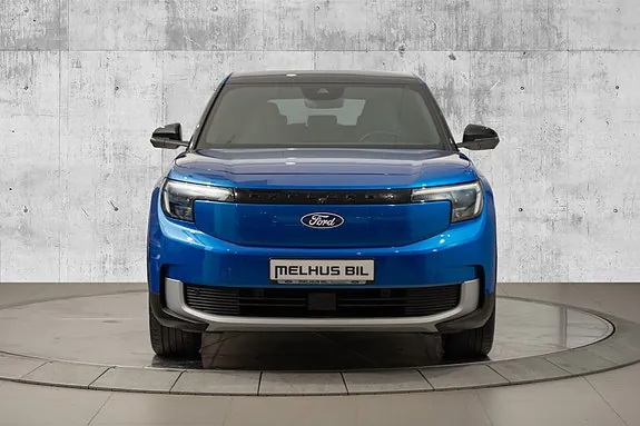 Ford Explorer 2024 photo 2