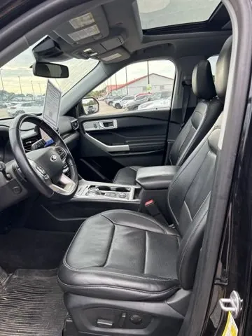 Ford Explorer 2021 photo 3