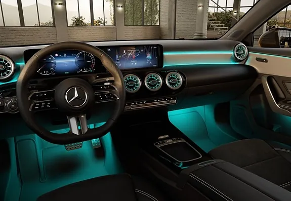 Mercedes-Benz A250 E 2026 photo 4