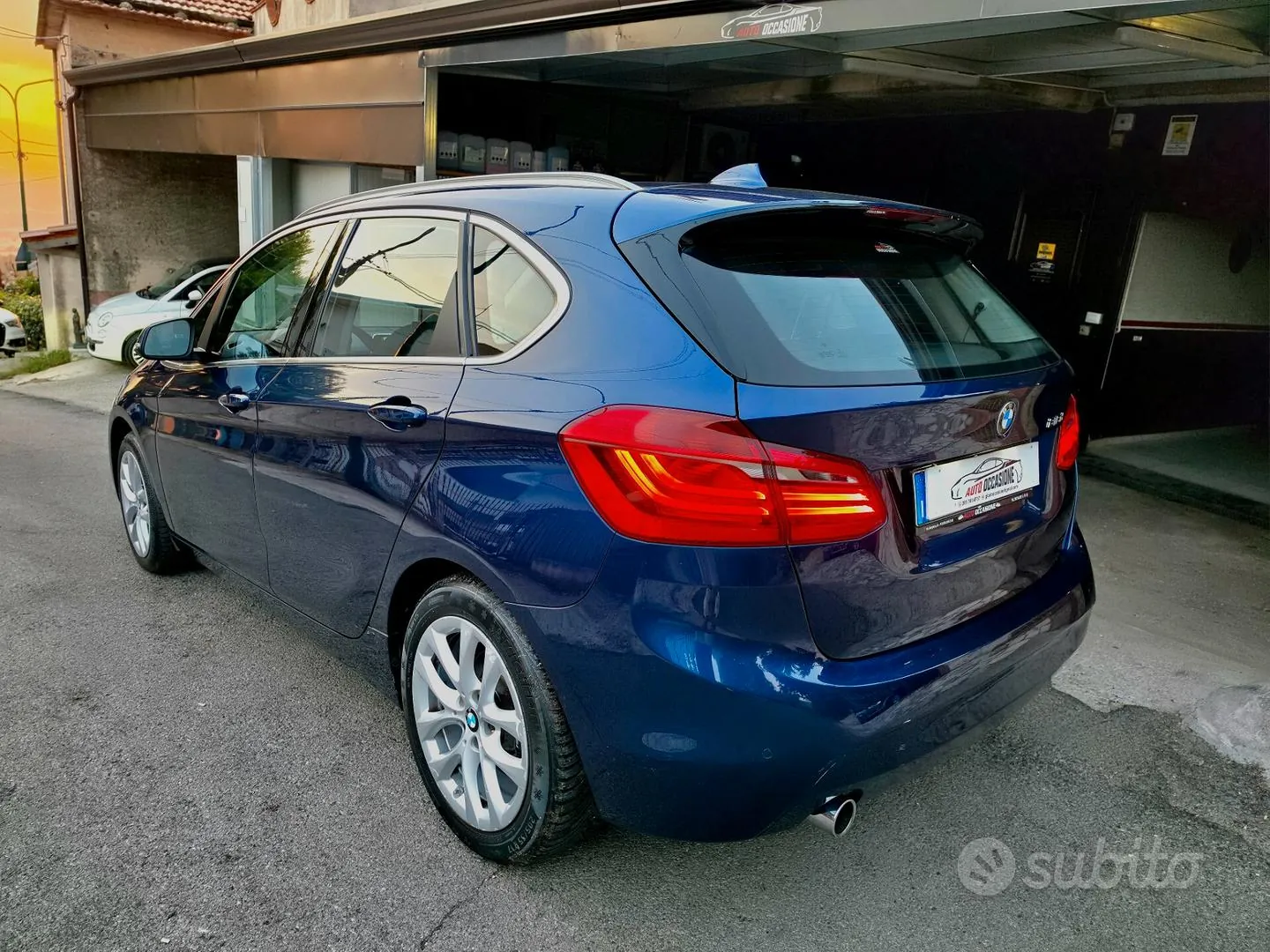 BMW 2 Series Active Tourer 2016 photo 2