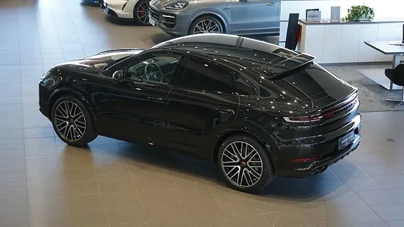Porsche Cayenne Coupe 2026 photo 3