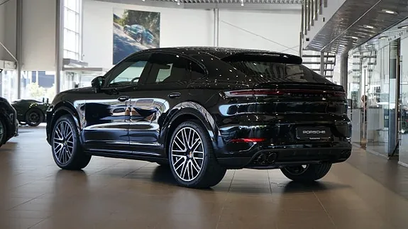 Porsche Cayenne Coupe 2026 photo 2