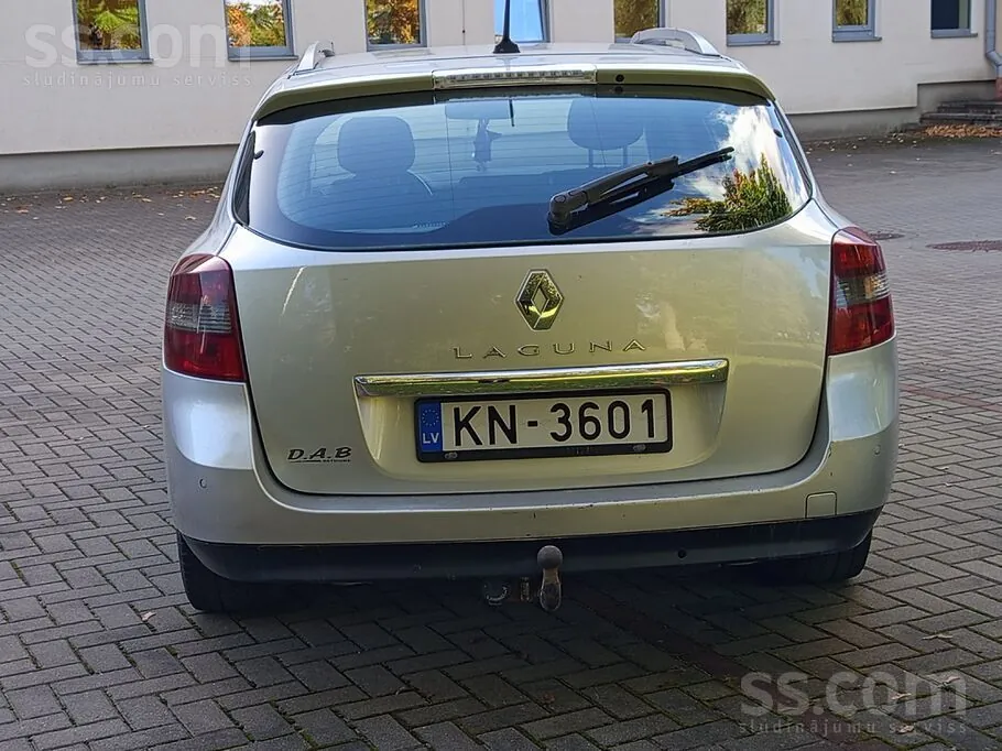 Renault Laguna 2008 photo 4