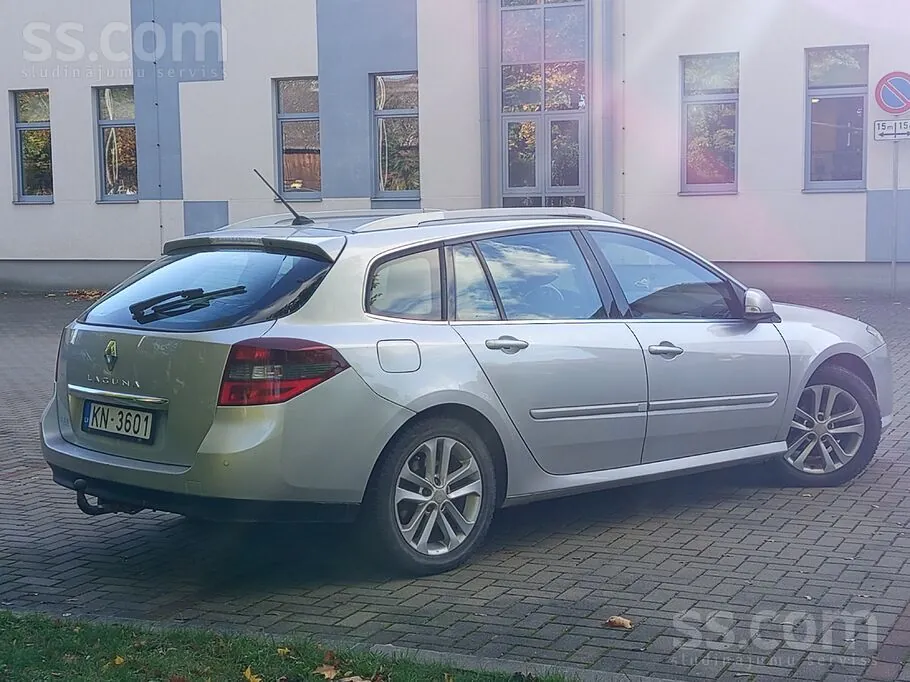 Renault Laguna 2008 photo 5