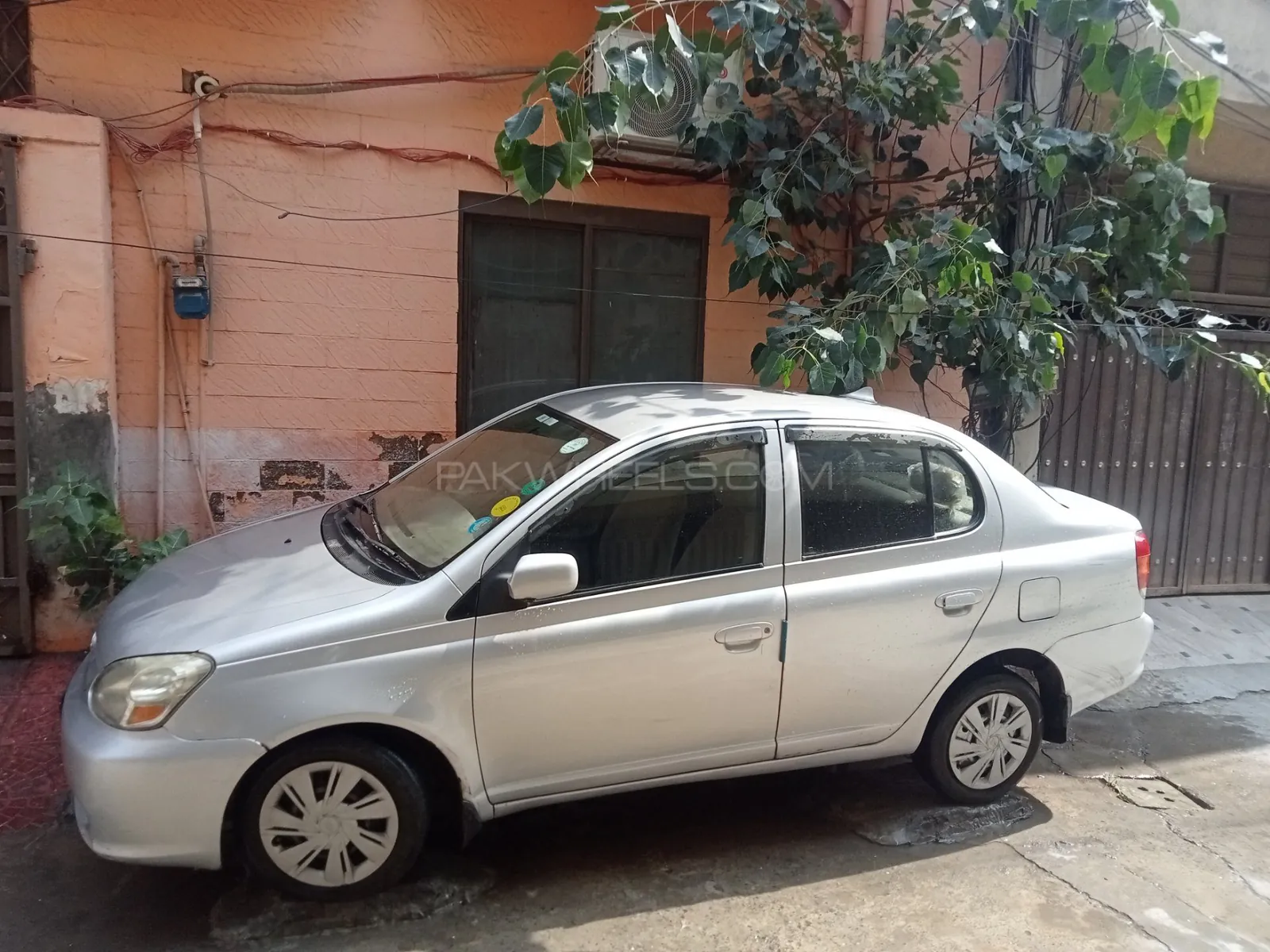 Toyota Platz