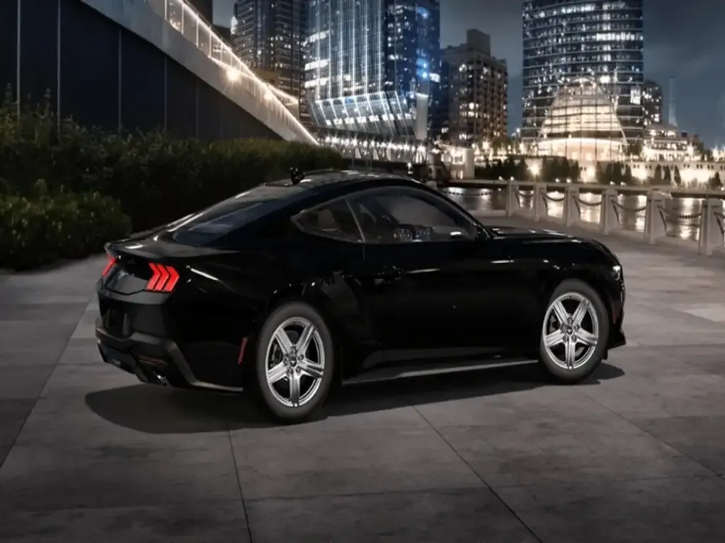 Ford Mustang 2026 photo 4