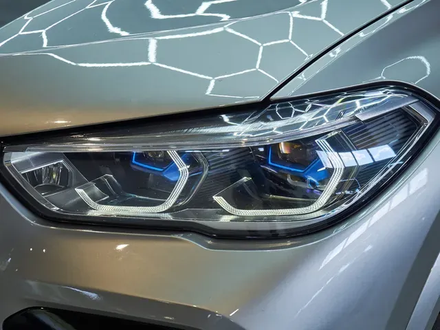 BMW X6 M 2021 photo 3