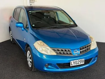 Nissan Tiida 2008 photo 2