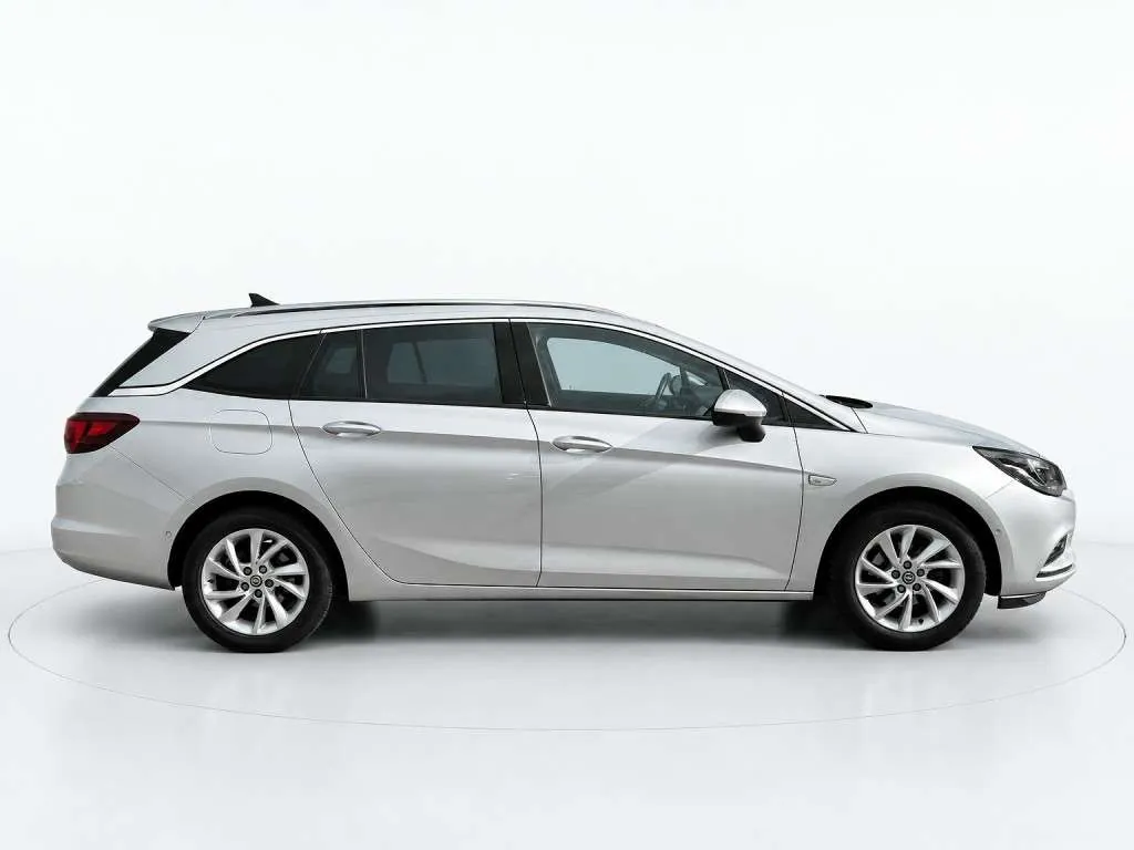 Opel Astra 2019 photo 4