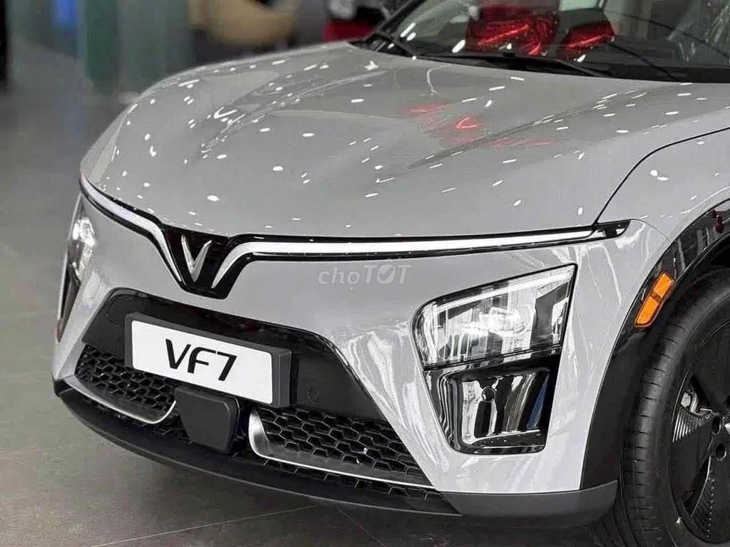 Vinfast Vf7 2026 photo 2