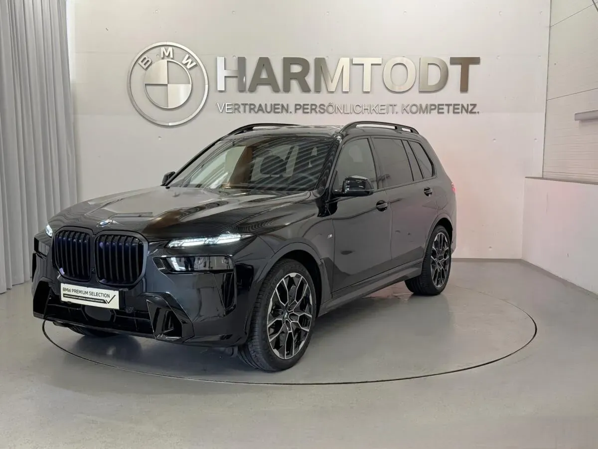 BMW X7 2026 photo 2