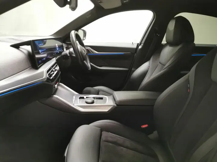 BMW I4 2023 photo 4