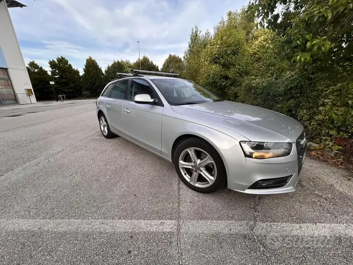 Audi A4 Avant Quattro 2012 photo 3