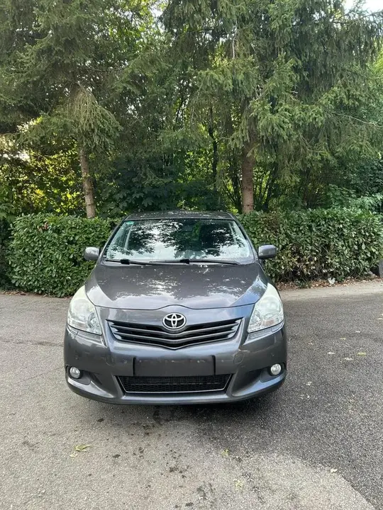 Toyota Verso
