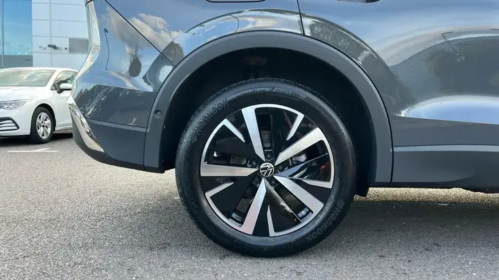 Volkswagen Tiguan 2026 photo 5