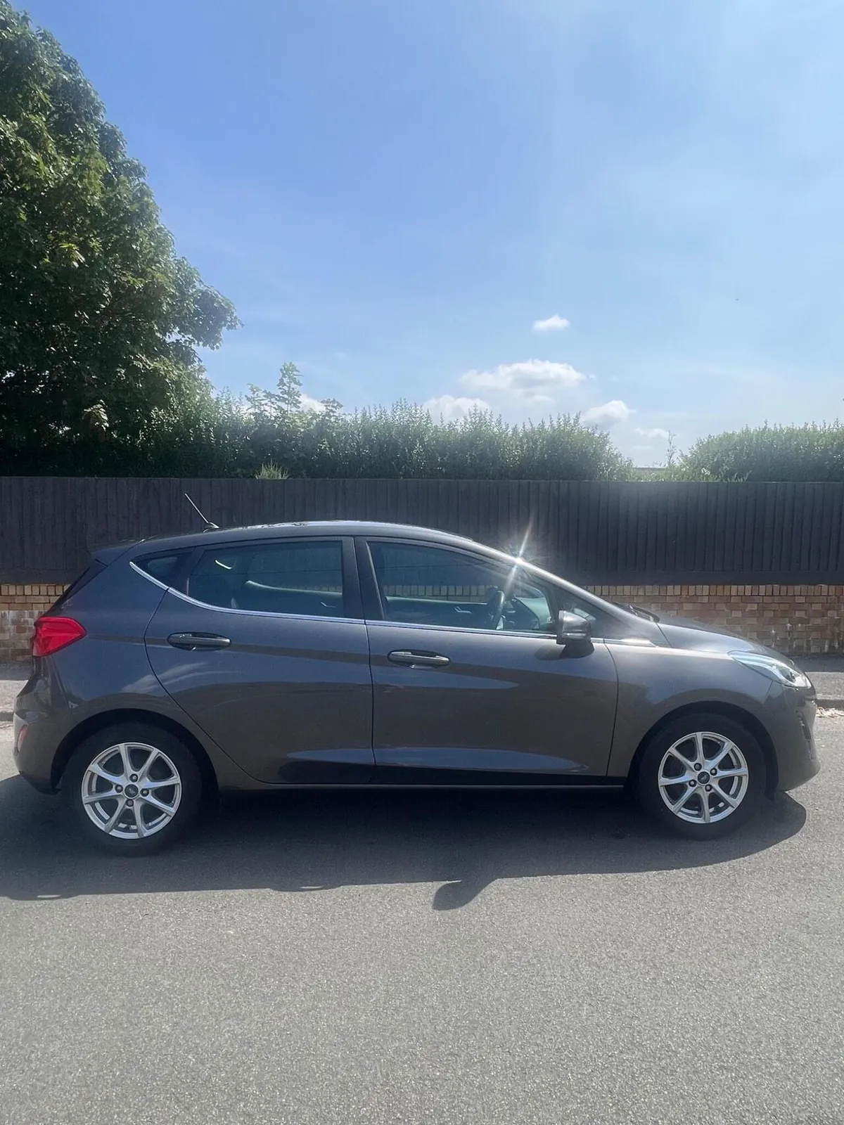 Ford Fiesta 2017 photo 2