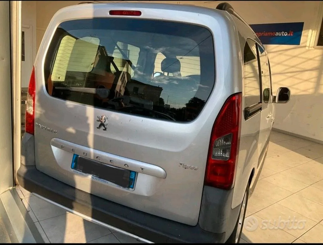 Peugeot Partner 2009 photo 2