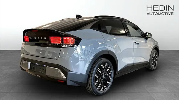 Nissan Leaf 2026 photo 2
