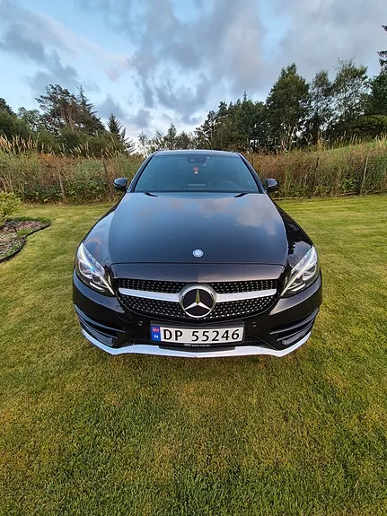 Mercedes-Benz C220 2014 photo 2