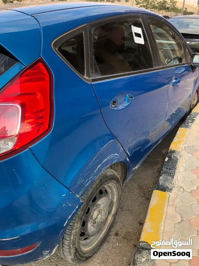 Ford Fiesta 2014 photo 3