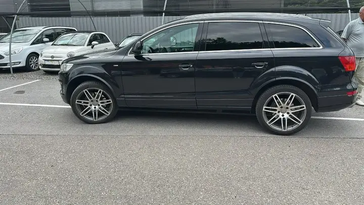 Audi Q7 2007 photo 3