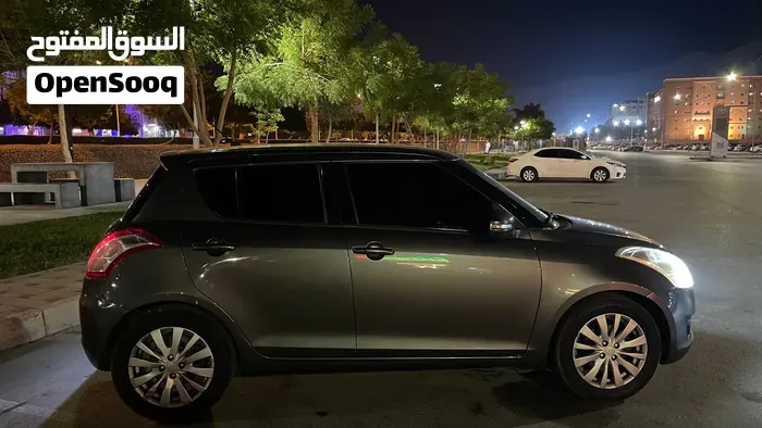 Suzuki Swift 2011 photo 2