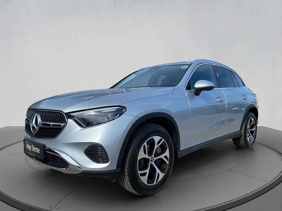 Mercedes-Benz Glc-Class 2026 photo 2