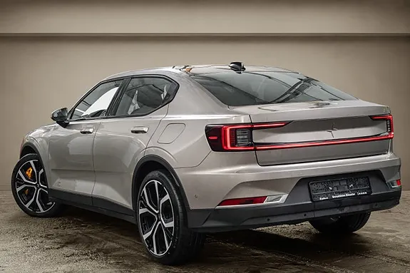 Polestar 2 2022 photo 2