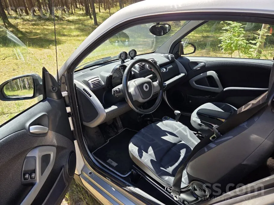 Smart Fortwo 2010 photo 5