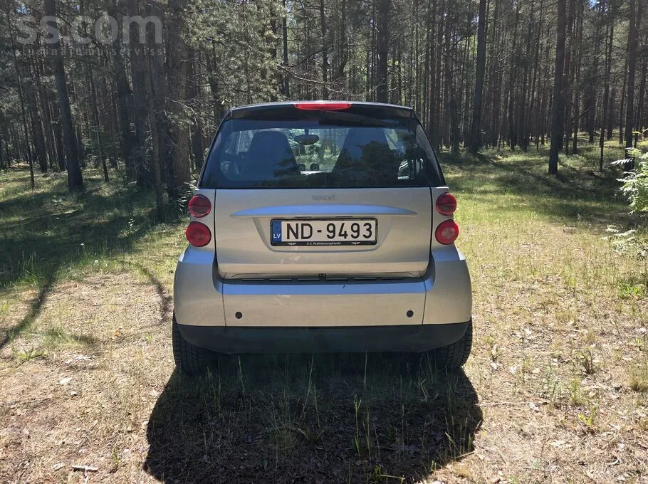 Smart Fortwo 2010 photo 4