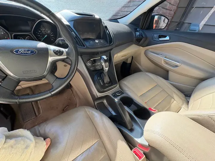 Ford Escape 2015 photo 3