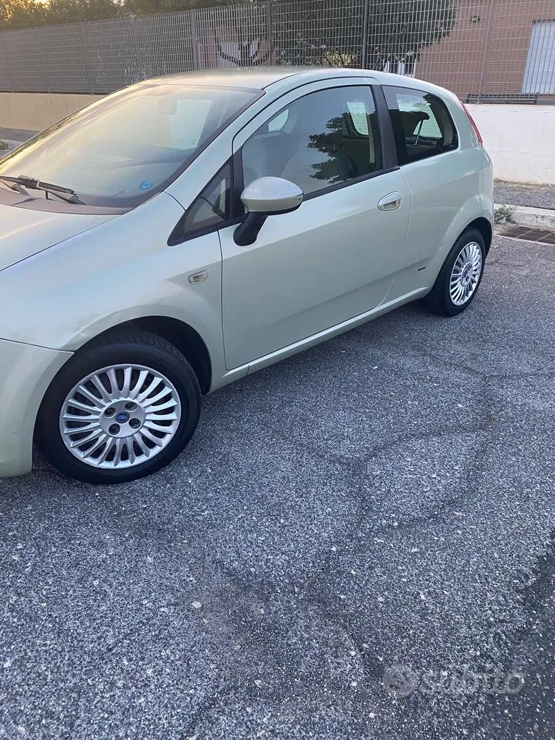 Fiat Punto 2006 photo 3
